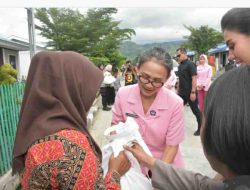 HUT YKB Ke 43 Ketua Pembina YKB Gelar Bakti Sosial Dan Bakti Kesehatan Di Kota Palu