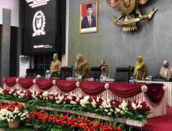 Rapat Paripurna, Ketua DPRD Sulteng Nilam Sari Soroti Kehadiran Asisten II Pemprov