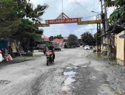 Kondisi Jalan Rusak Berat di Donggala Semakin Panjang
