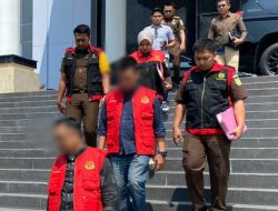 Mantan Rektor Untad Ditahan Jaksa