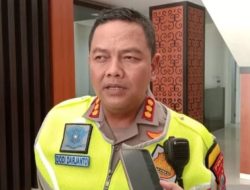 Heboh! Kombes Pol Dodi Darjanto Diminta Belajar Etika Setelah Hina Jurnalis SCTV Pakai HP Cina!