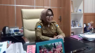 Kepala Dinas Pendidikan Provinsi Sulawesi Tengah, Yudiawati V. Windarrusliana, SKM., M.Kes., tegas sampaikan bahwa satuan pendidikan Menengah Atas dan Menengah Kejuruan Negeri harus patuhi kebijakan ini.