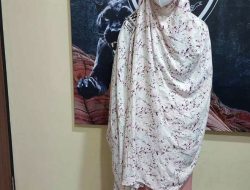 Pria Bermukena di Masjid Mataram : Menyamar dan Bisikan Gaib