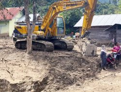 Bencana Donggala : Dua Korban Meninggal, Excavator dan Jembatan Darurat Disiapkan