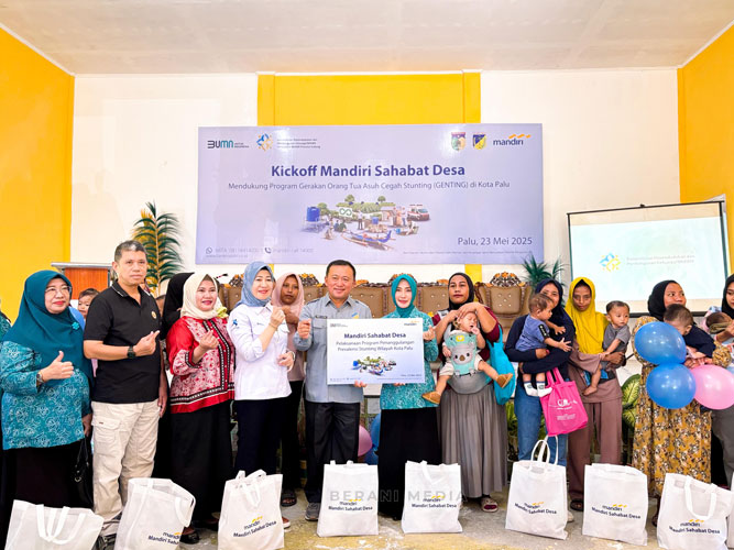 Ketua Tim Penggerak Pemberdayaan dan Kesejahteraan Keluarga (TP PKK) Provinsi Sulawesi Tengah, Sry Nirwanti Bahasoan, memimpin langsung peluncuran Program Mandiri Sahabat Desa.
