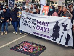 Kebebasan Pers Terancam, Jurnalis Palu Turun ke Jalan