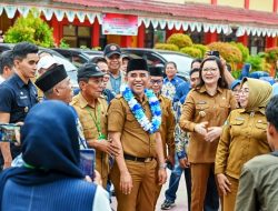 Anwar Hafid Pulang Kampung : Beri “Ole-Ole” Nyata untuk Pendidikan Poso