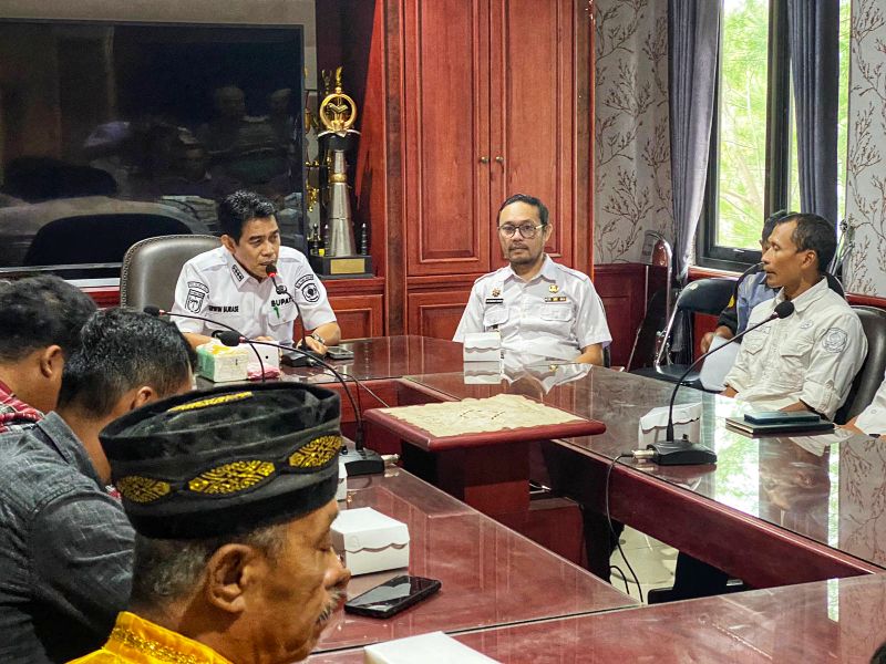 Pemerintah Kabupaten Parigi Moutong resmi membatalkan rencana pembangunan IPLT di Desa Jononunu karena penolakan warga. (Foto : DISKOMINFO PARIMO/Nur)