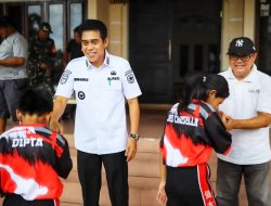 Siap Berprestasi! Tim Karate LEMKARI Parimo Berangkat ke Palu