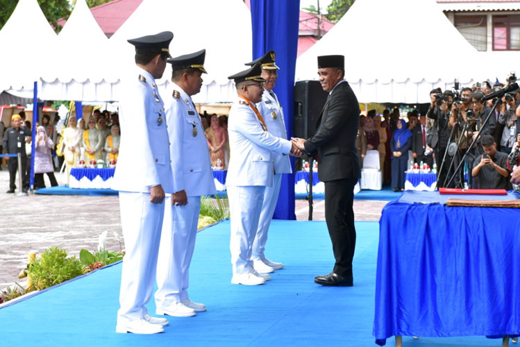 Resmi Dilantik! Erwin-Sahid dan Amir-Furqan Pimpin Parimo dan Banggai. (Ro Adpim Setdaprov Sulteng)