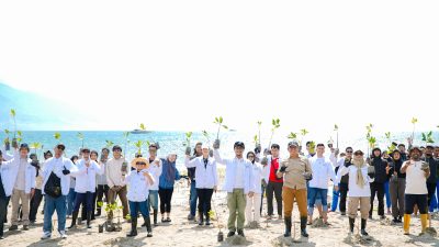 Rembuk Pemuda Tanam 70 Ribu Mangrove di Palu: “Sedekah Alam” untuk Masa Depan