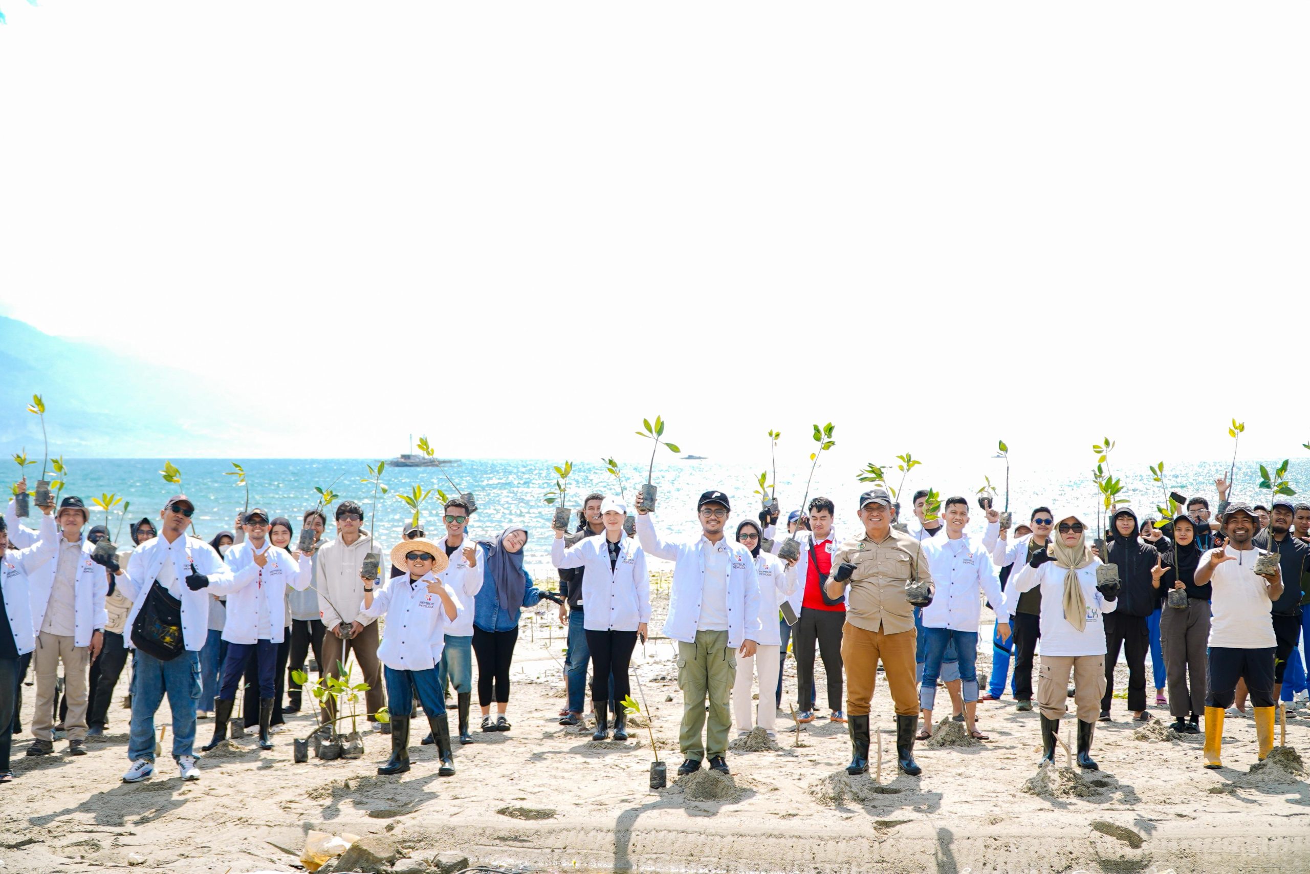 Rembuk Pemuda Tanam 70 Ribu Mangrove di Palu: “Sedekah Alam” untuk Masa Depan