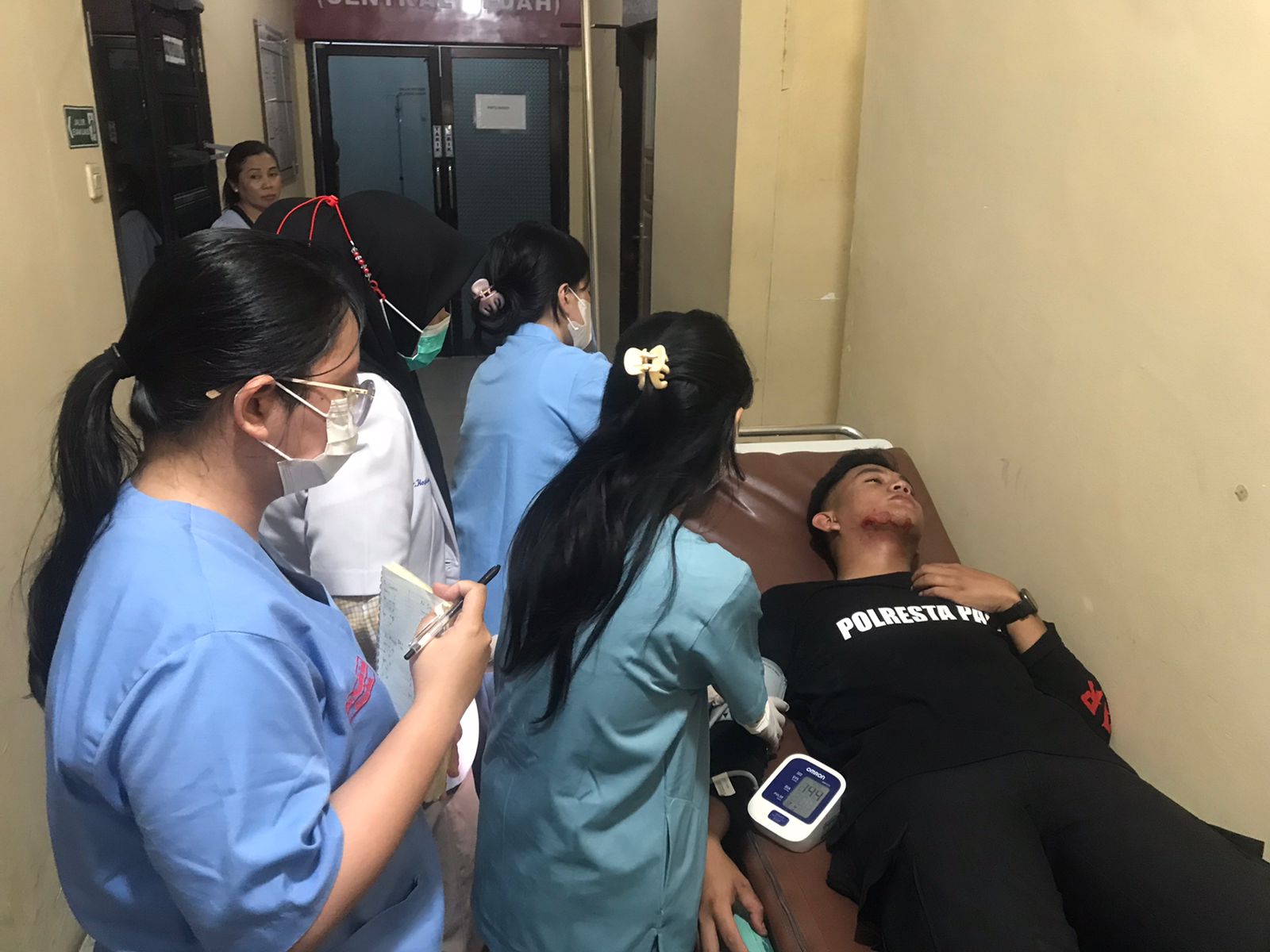 Penggerebekan di Palu Utara Ricuh, Polisi Diserang Warga Saat Tangkap Pengedar Narkoba