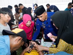 Gubernur Sulteng Gelar Khitanan Massal dan Bagi Sembako di HUT ke-73 Donggala