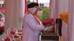 Upacara Penurunan Bendera HUT ke-80 RI di Sulteng Penuh Khidmat