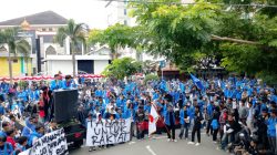 Gugat Sepuluh Kebijakan, Suara Palu untuk Istana