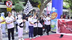 Anwar Hafid Lepas Fun Walk HUT ke-67