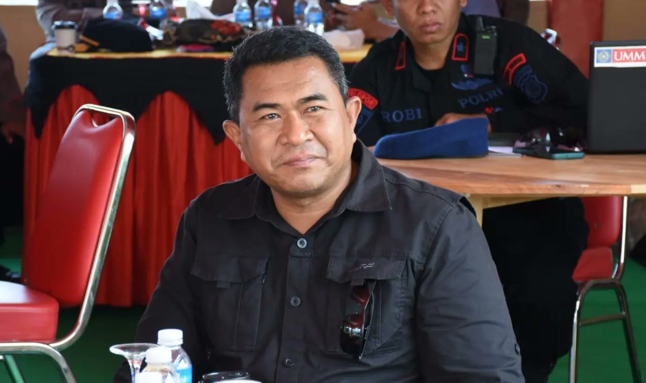 Risvirenol Dicopot dari Jabatan Ketua KPU Sulteng