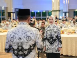 Sry Nirwanti Bahasoan Resmi Sandang Gelar Ibunda Guru, Gubernur Tegaskan Komitmen Pendidikan Gratis di Sulteng