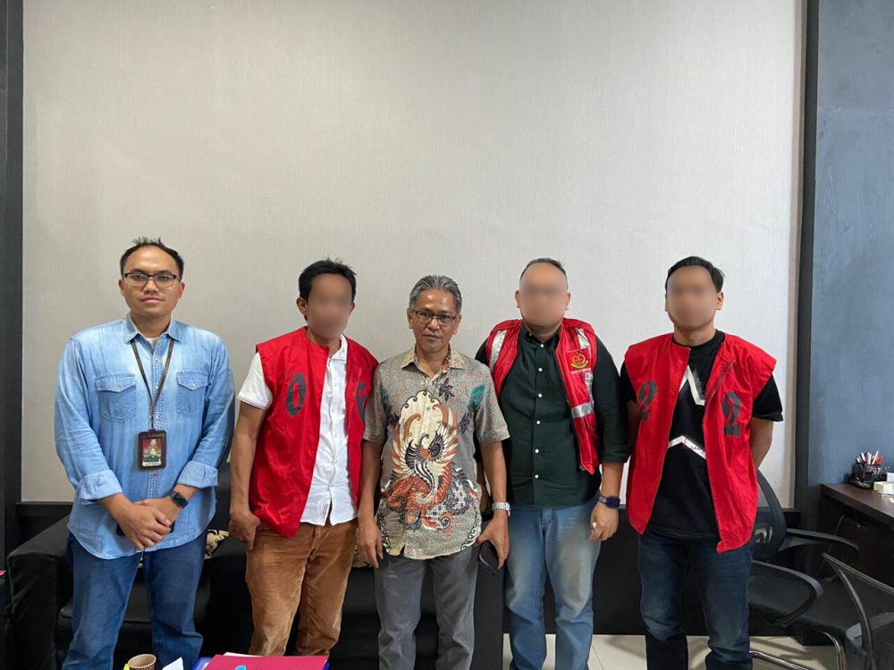 Kejari Palu Tahan 3 Tersangka Korupsi Dana Penyertaan Modal Rp3 Miliar
