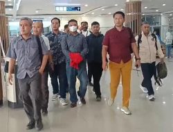 Tim Tabur Kejati Kepri Tangkap Buronan Korupsi di Kendari