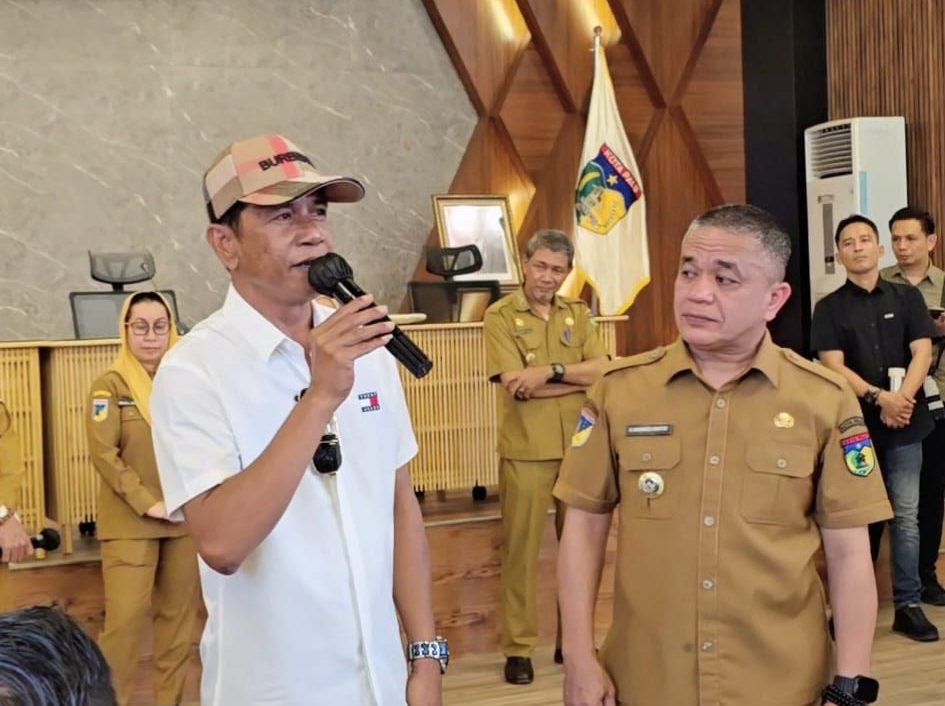 Wali Kota Palu Siap Jemput Bola Perjuangkan Nasib 1.171 Honorer