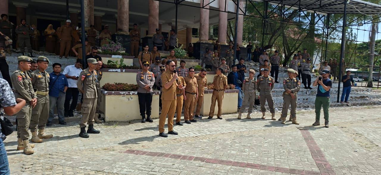 Pemda Cari Jalan Keluar, Polres Kawal Aksi Damai APDESI Parigi Moutong