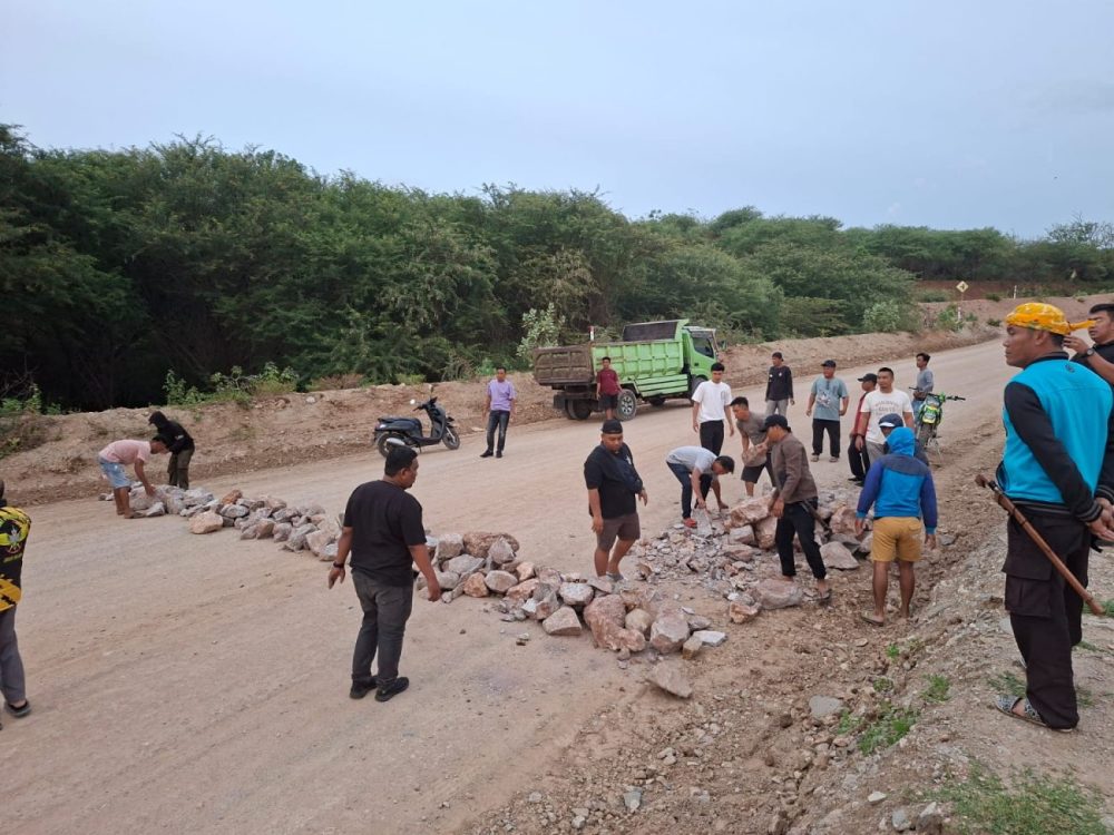 Warga Poboya Blokade Akses CPM, Tolak Laporan PETI ke Gakkum ESDM
