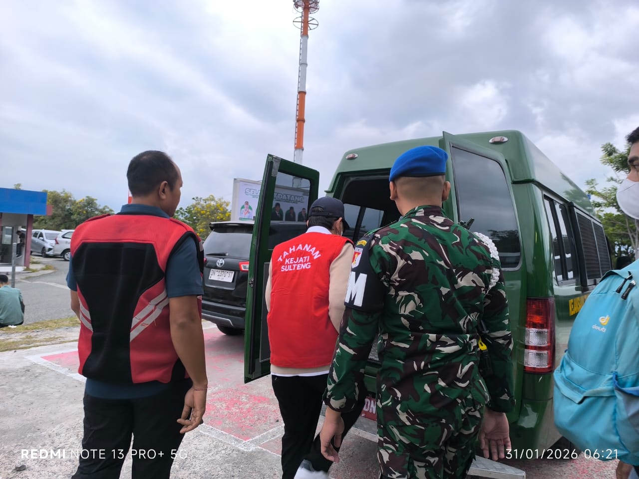 Mantan Pj Bupati Morowali Ditahan Kejati Sulteng