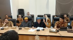 CPM Absen Lagi, Warga Poboya Tuntut Kepastian di RDP