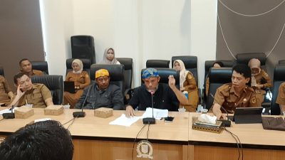 CPM Absen Lagi, Warga Poboya Tuntut Kepastian di RDP