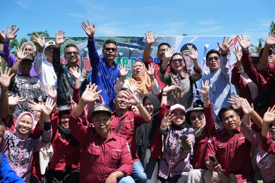 Panen Vaname Taipa, Wagub Reny Tegaskan Pilar Ekonomi Biru