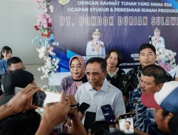 Anwar Hafid Dorong Durian Sulteng Tembus China