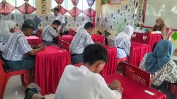 Siswa Kelas XII Jalani Ujian Sekolah Dengan Semangat