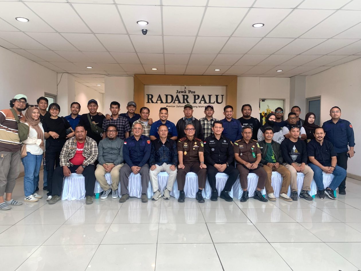 Silaturahmi Kajati dan Media, Dorong Transparansi