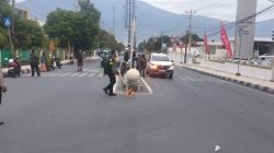 Diduga Terobos Lampu Merah, Pengendara Motor Meninggal di Tempat
