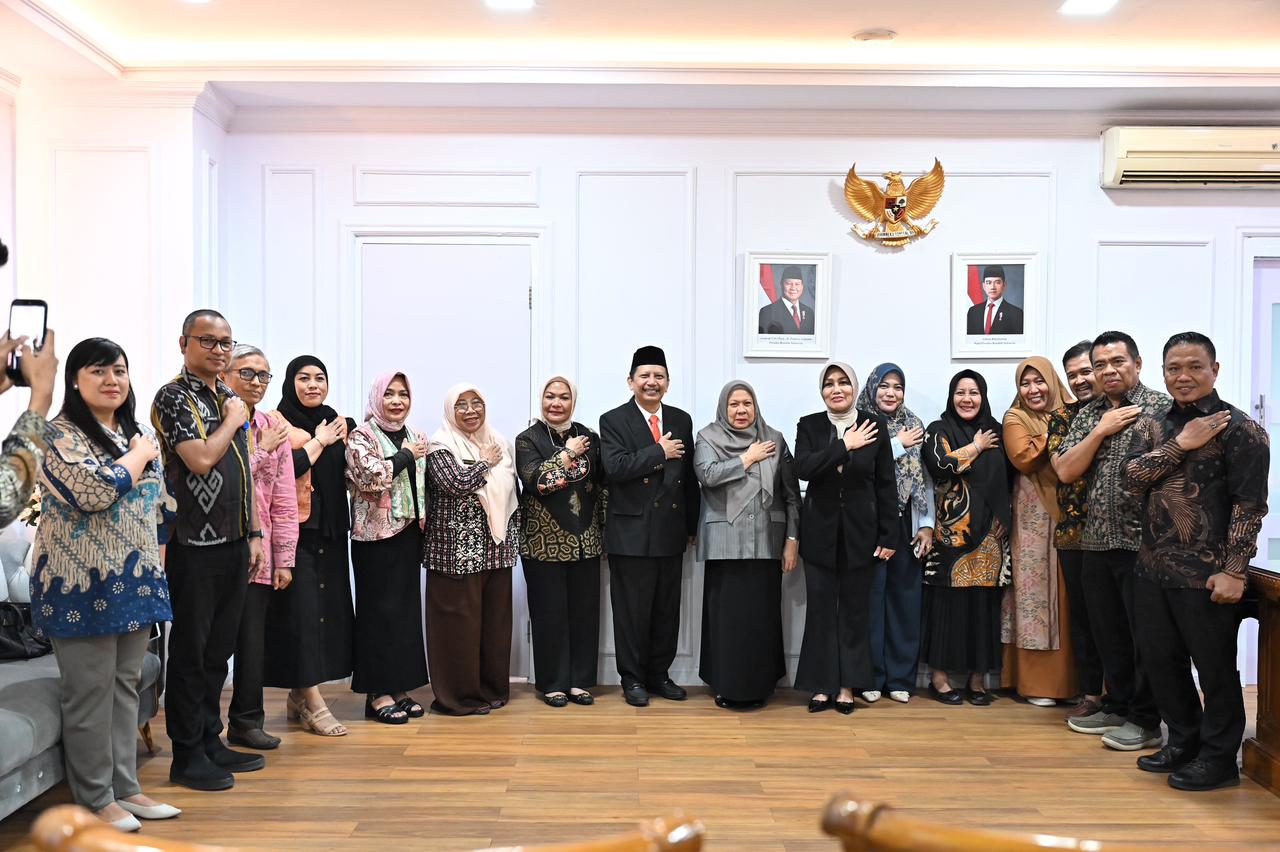 Dr. Faridnan Raih Jabatan Dokter Ahli Utama, RS Undata Kian Mantap Menuju Kelas Internasional