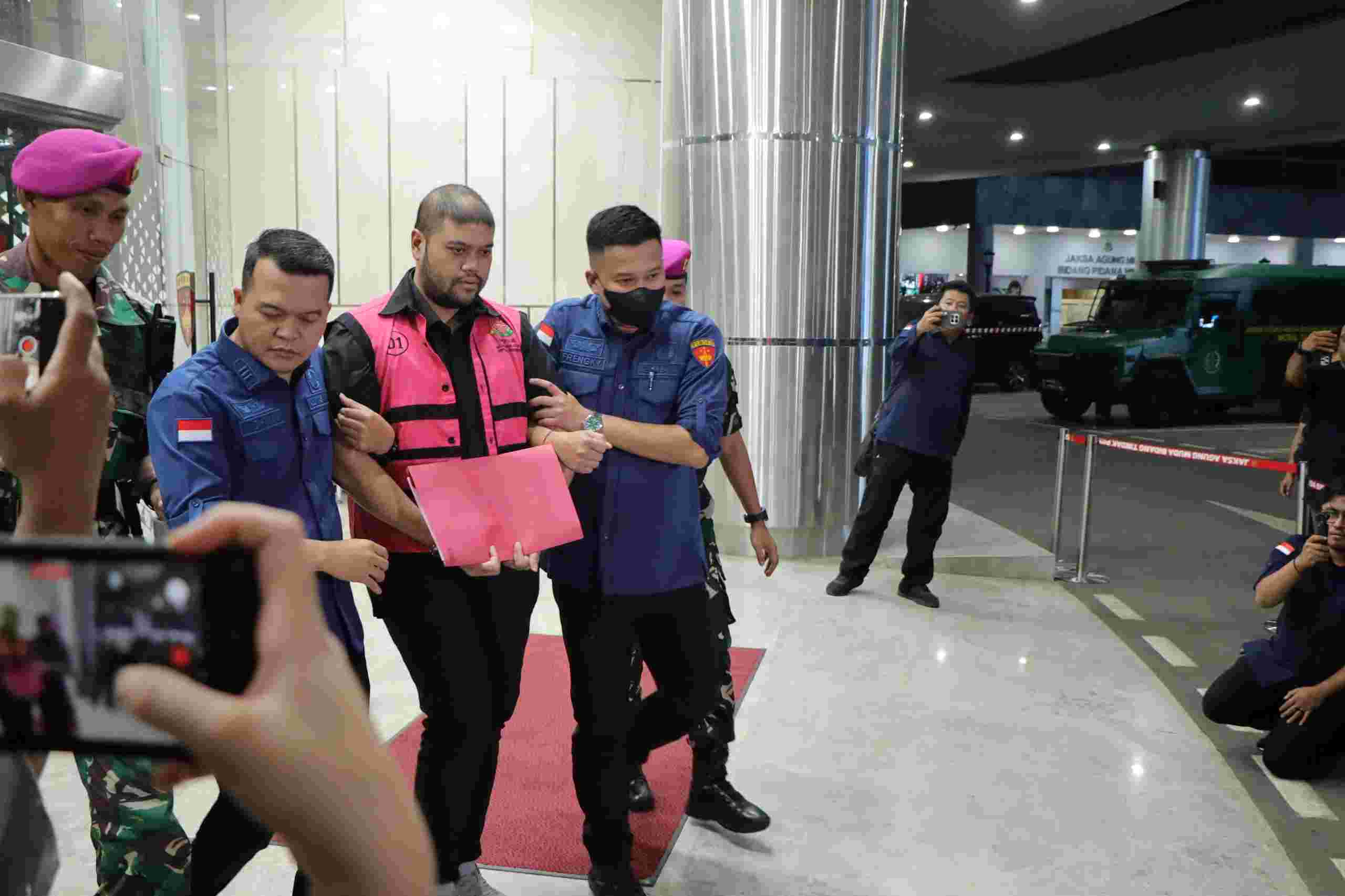 Tersangka Baru Korupsi MBG Ditahan, Diduga Atur Mitra dan Aliran Dana