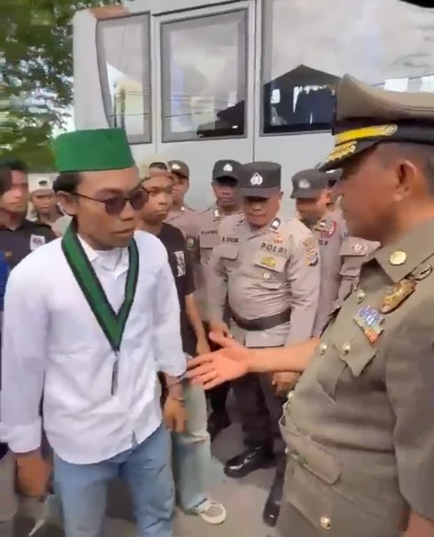 Video Viral Demo PETI, Gubernur Anwar Hafid Buka Suara