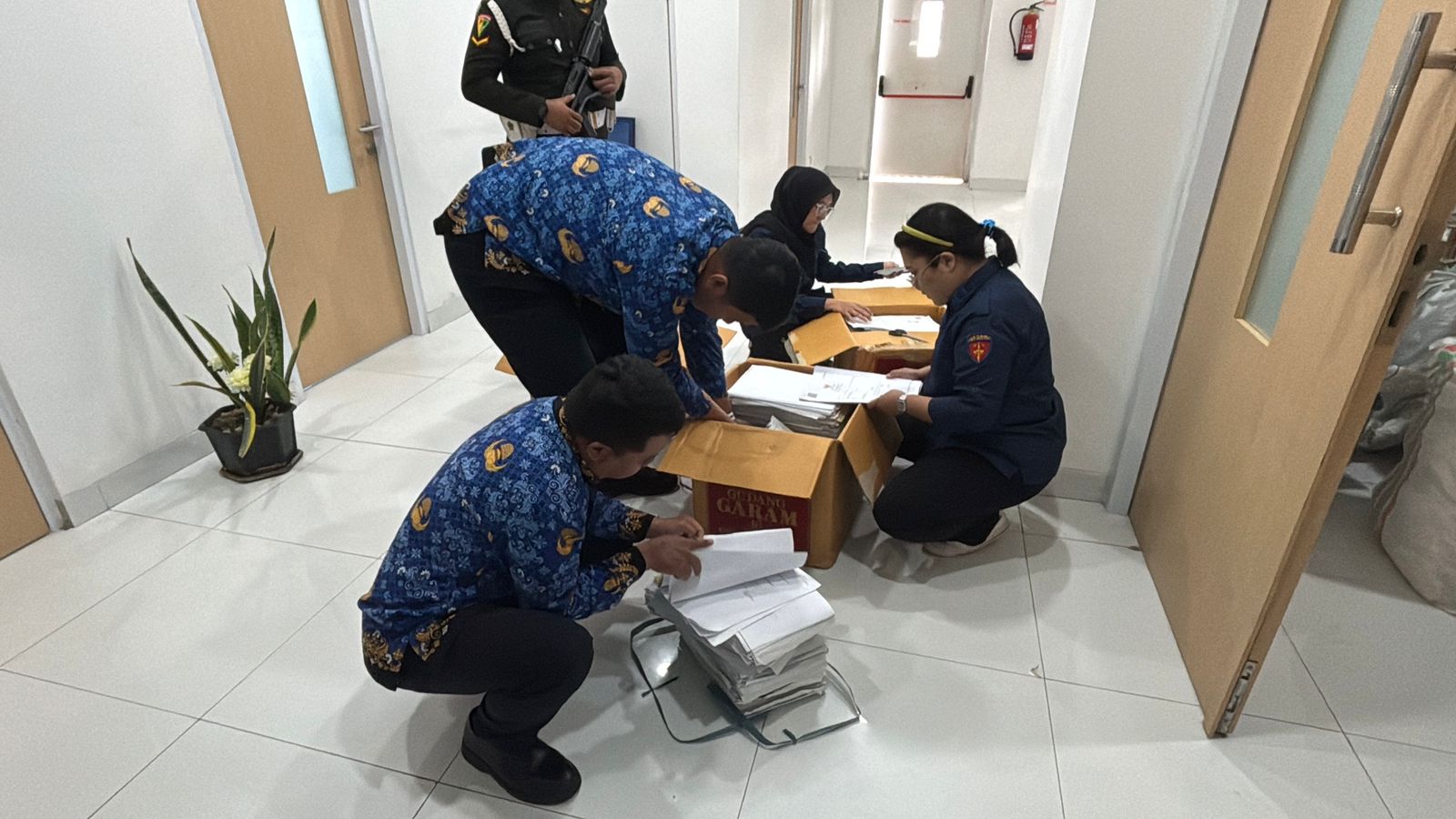 Dua Penggeledahan Sehari, Kejati Sulteng Bongkar Dugaan Korupsi Sektor Tambang