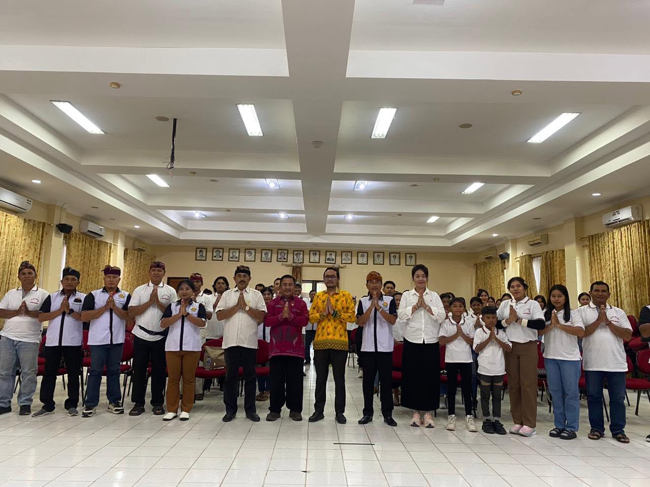 Sekda Parigi Moutong Lepas Kontingen Utsawa Dharma Gita
