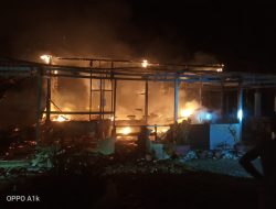 Warung Makan Dipantai Khatulistiwa Hangus Terbakar, Kerugian Ditaksir Ratusan Juta