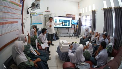 SMAN 2 Sirenja Bekali Siswa Keterampilan Fotografi dan Sinematografi