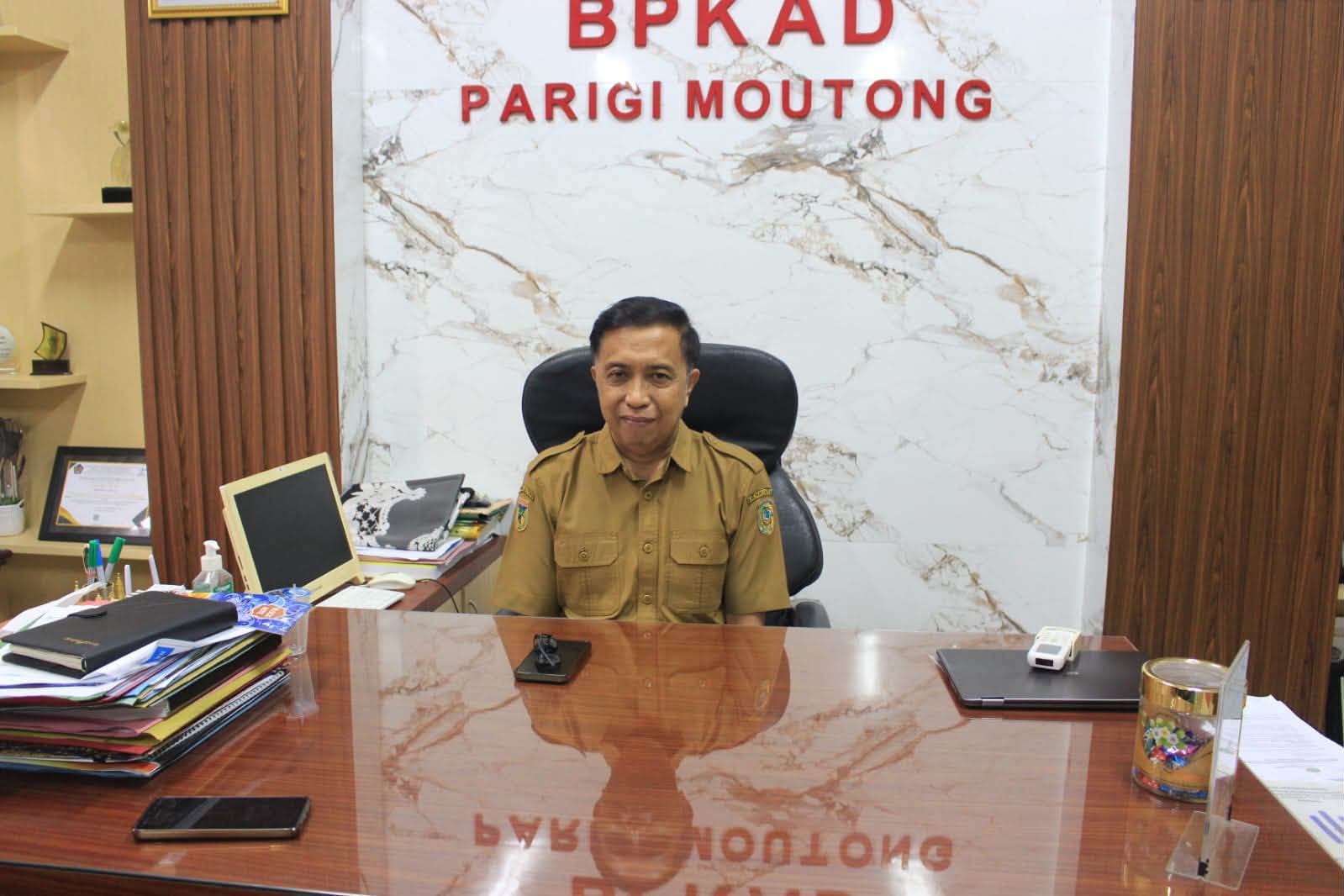 AC Korslet, Ruang Kepala BPKAD Nyaris Terbakar