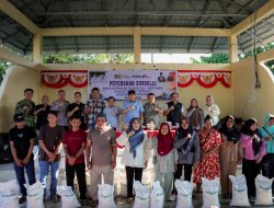 Bantuan Beras Ungkap Mahalnya Akses Desa Terpencil
