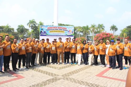 Jalan Santai Jadi Pengingat, Jangan Biarkan Anak Putus Sekolah.